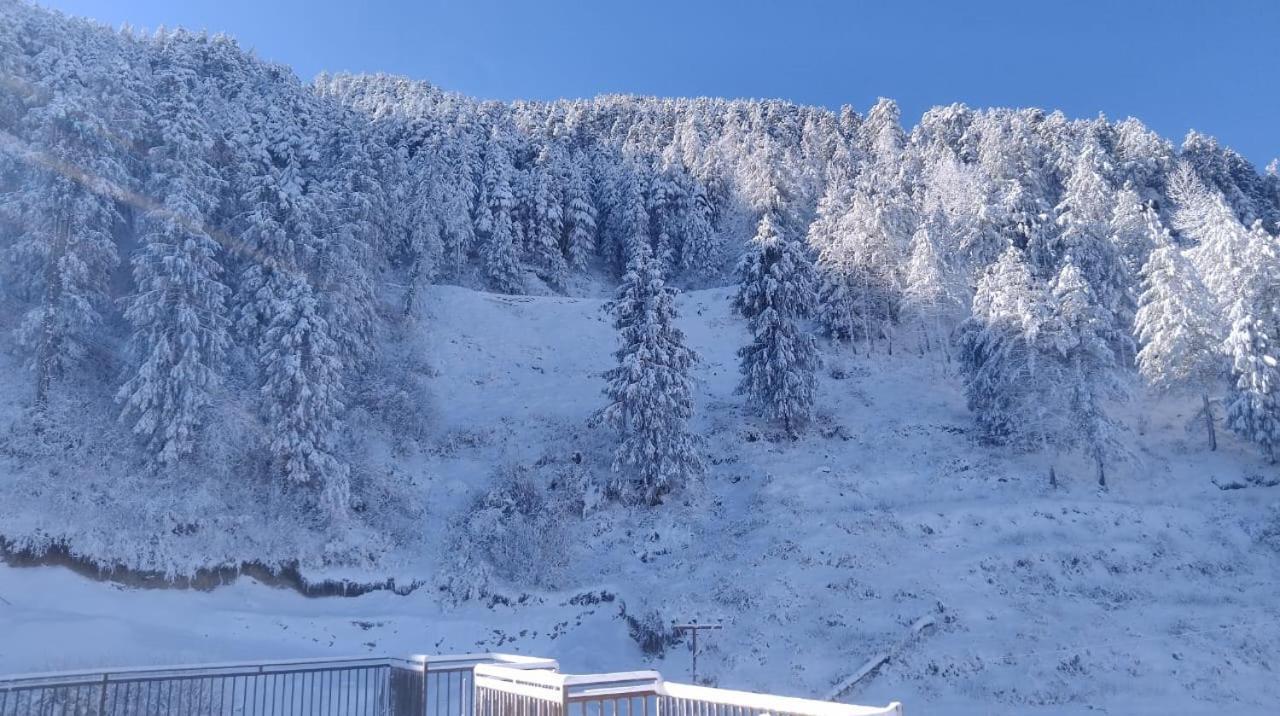 The Countryside Retreat I Vacations I Conference I Mice I Family Events I Open Air Terrace I Sky Bonfire I Kufri By Exotic Stays Shimla Bagian luar foto