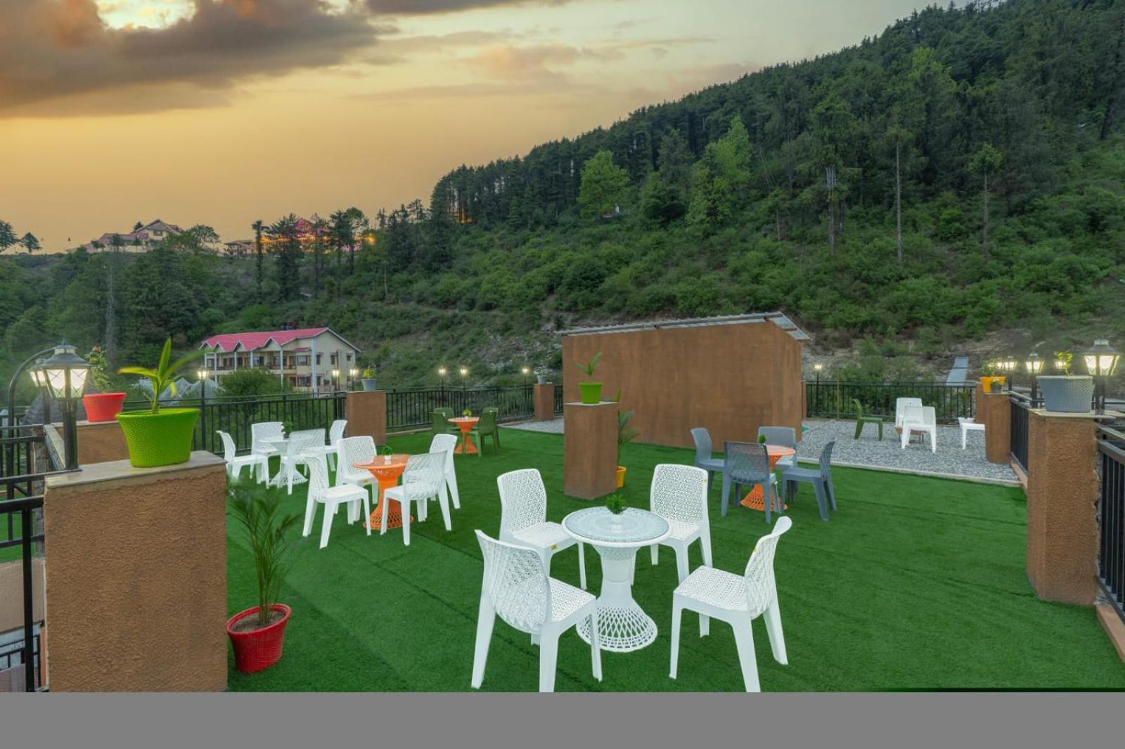 The Countryside Retreat I Vacations I Conference I Mice I Family Events I Open Air Terrace I Sky Bonfire I Kufri By Exotic Stays Shimla Bagian luar foto